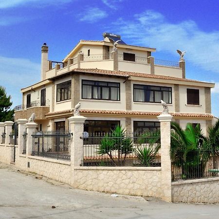 B&B Nicole Палма де Монтекиаро Екстериор снимка