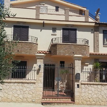B&B Nicole Палма де Монтекиаро Екстериор снимка